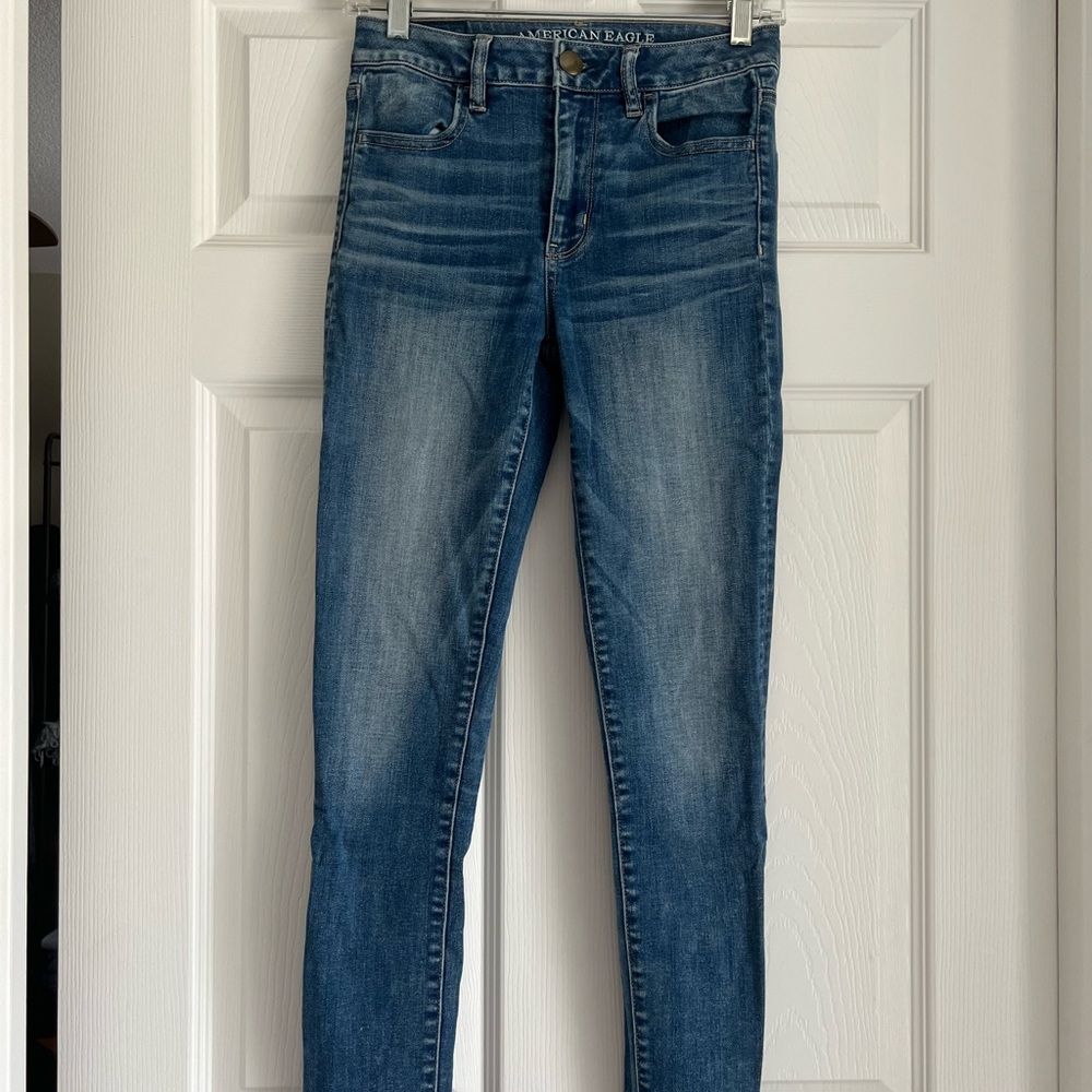 High waisted jeans